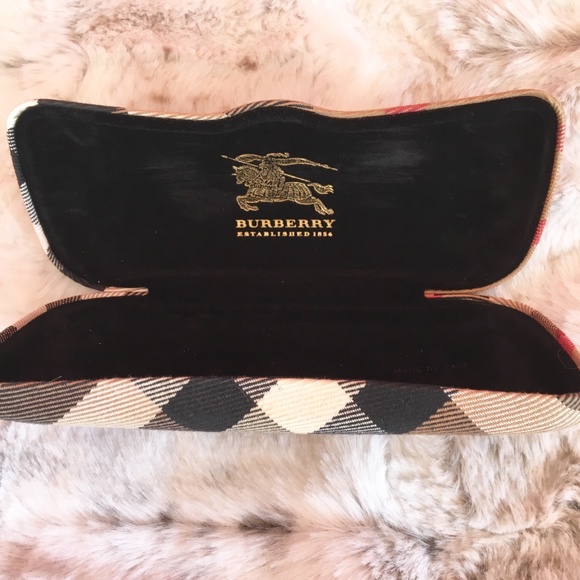Burberry Nova Check Eyeglasses Case - Picture 6 of 9